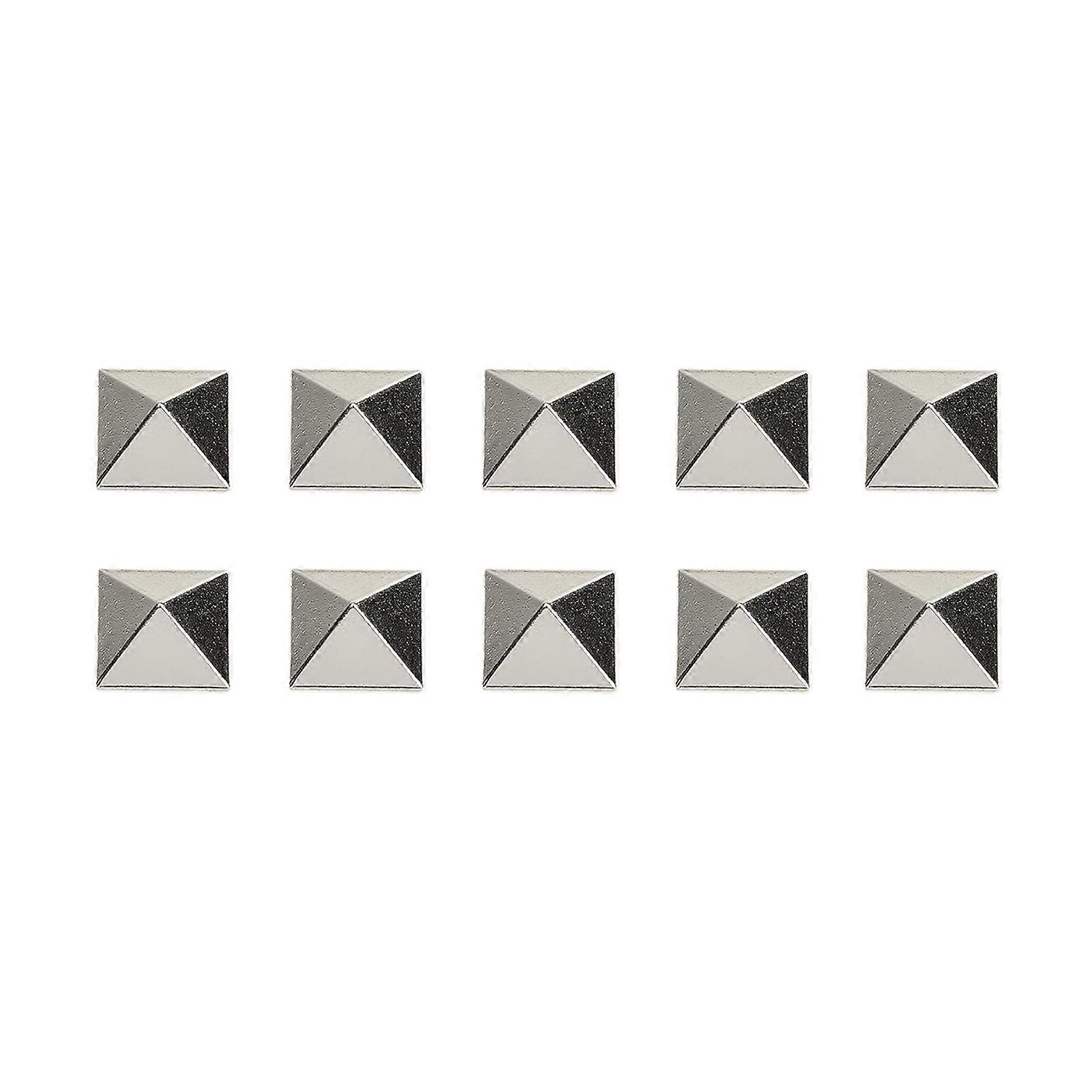10 Pcs Snowboard Stomp Pads Zinc Alloy Pyramid Studs Anti-Slip Ski Snowboard Grip Stomp Mat for Winter Sports