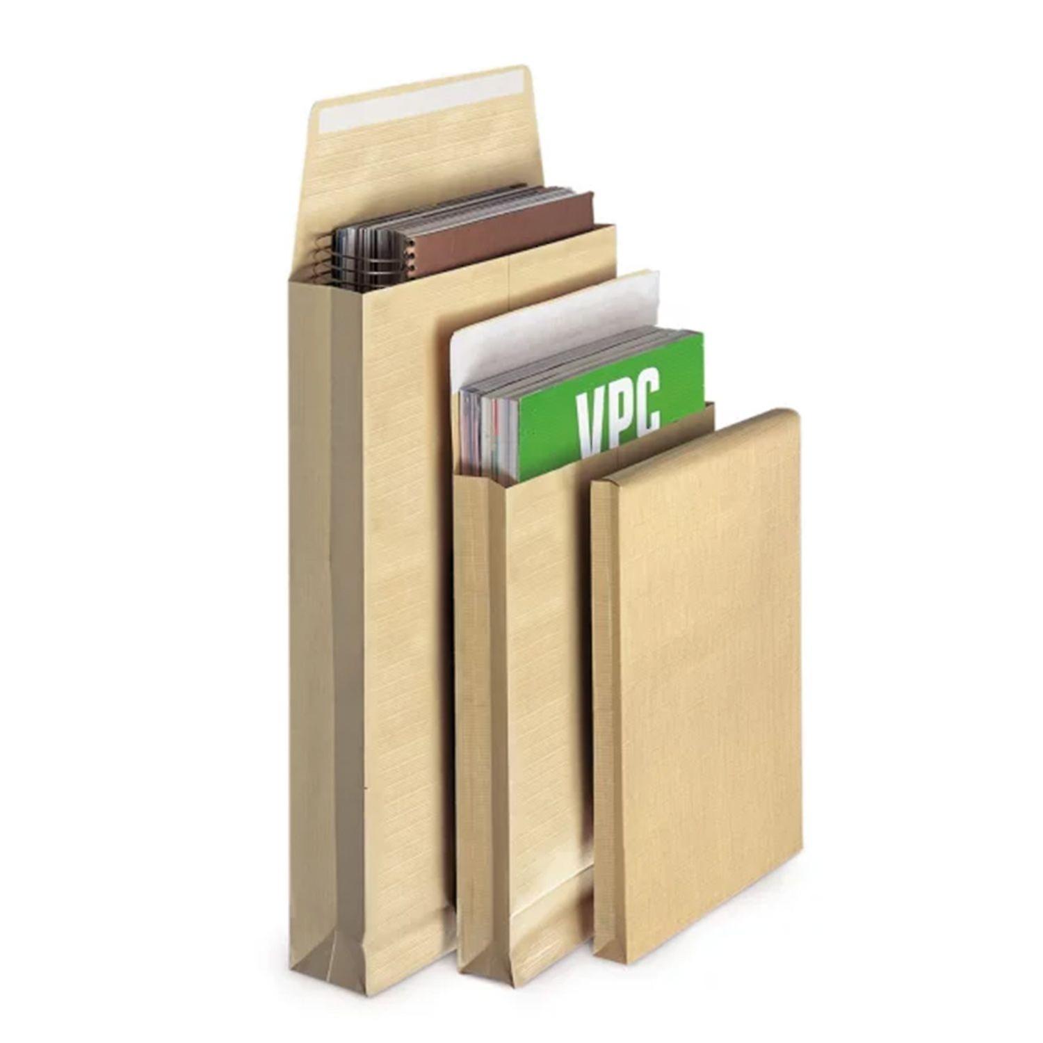 Reinforced kraft fold out pouch - 26 x 33 cm
