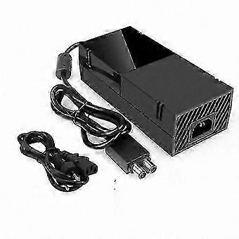 Um adaptador de energia CA 100-240 V 220 W com cabo de alimentação