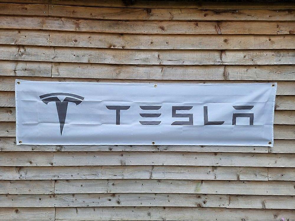 Tesla Banner FB1657