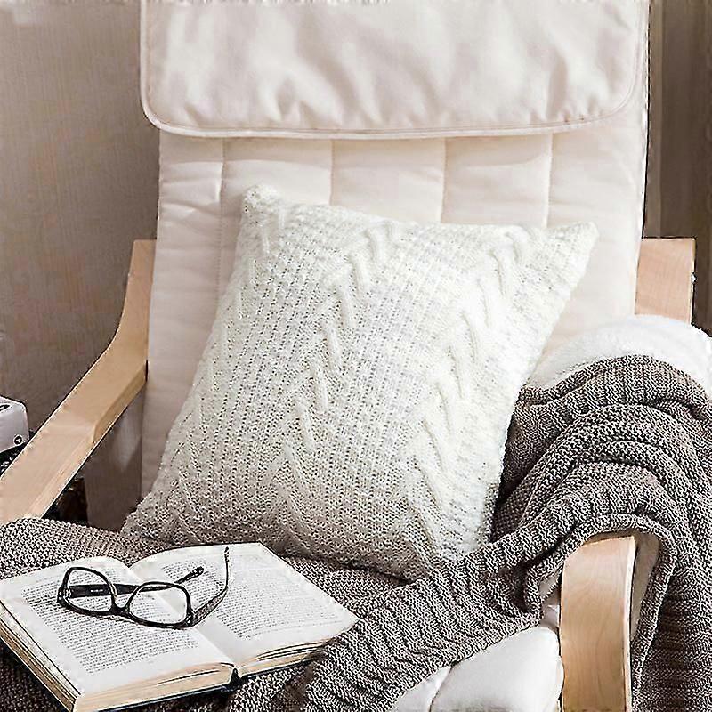 2025 Latest Model Decorative Cotton Knitted Pillow Case Double-cable Warm Throw