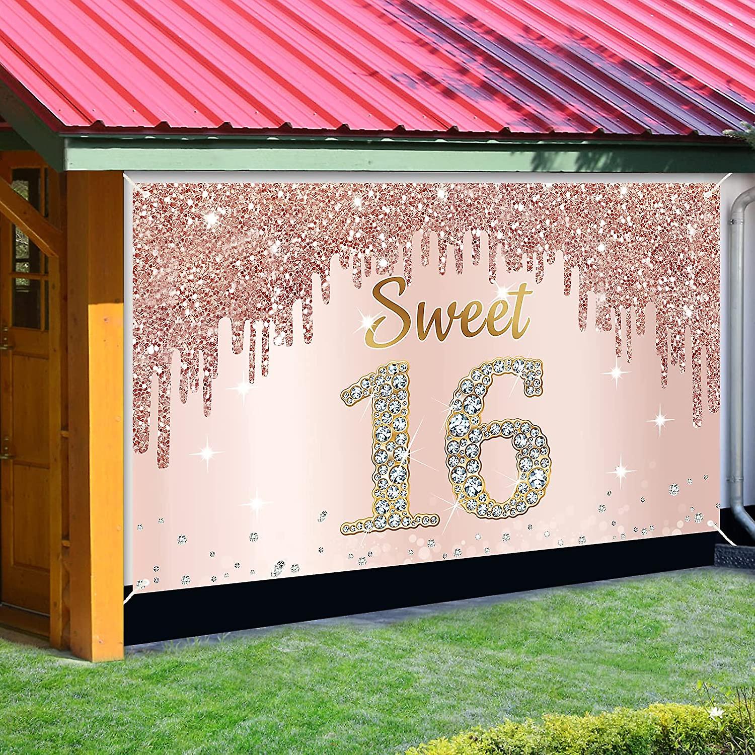 GIF Elegante per un 16° Compleanno con Torta di Lusso - Scarica da