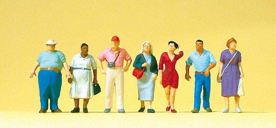 Preiser PR10548 Passers By (7) Exclusive Figure Set HO 1:87 (OO gauge compatible) Plastic Painted Figures [HO] Scale model