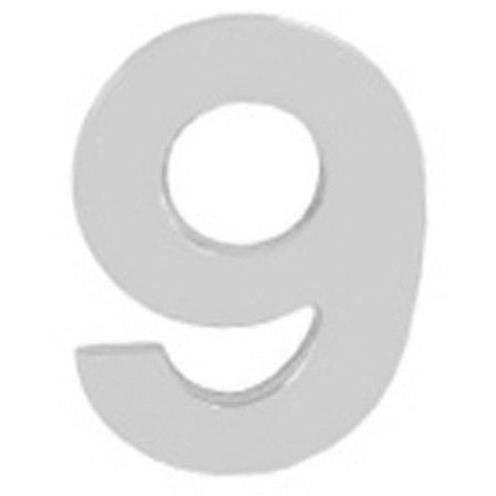 Nom « 9 »