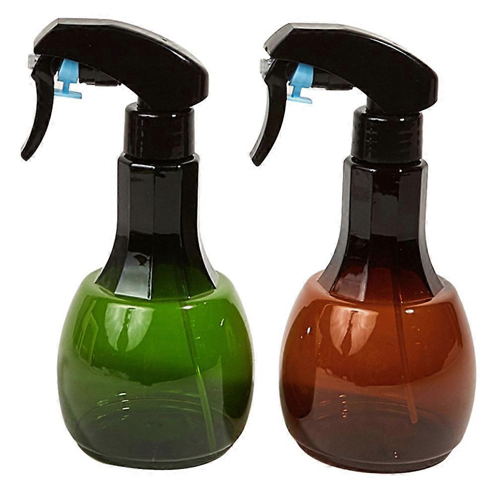 Plastic Barber Spray Bottles for Hairdressing and Storage Use Assorted Color 550ml