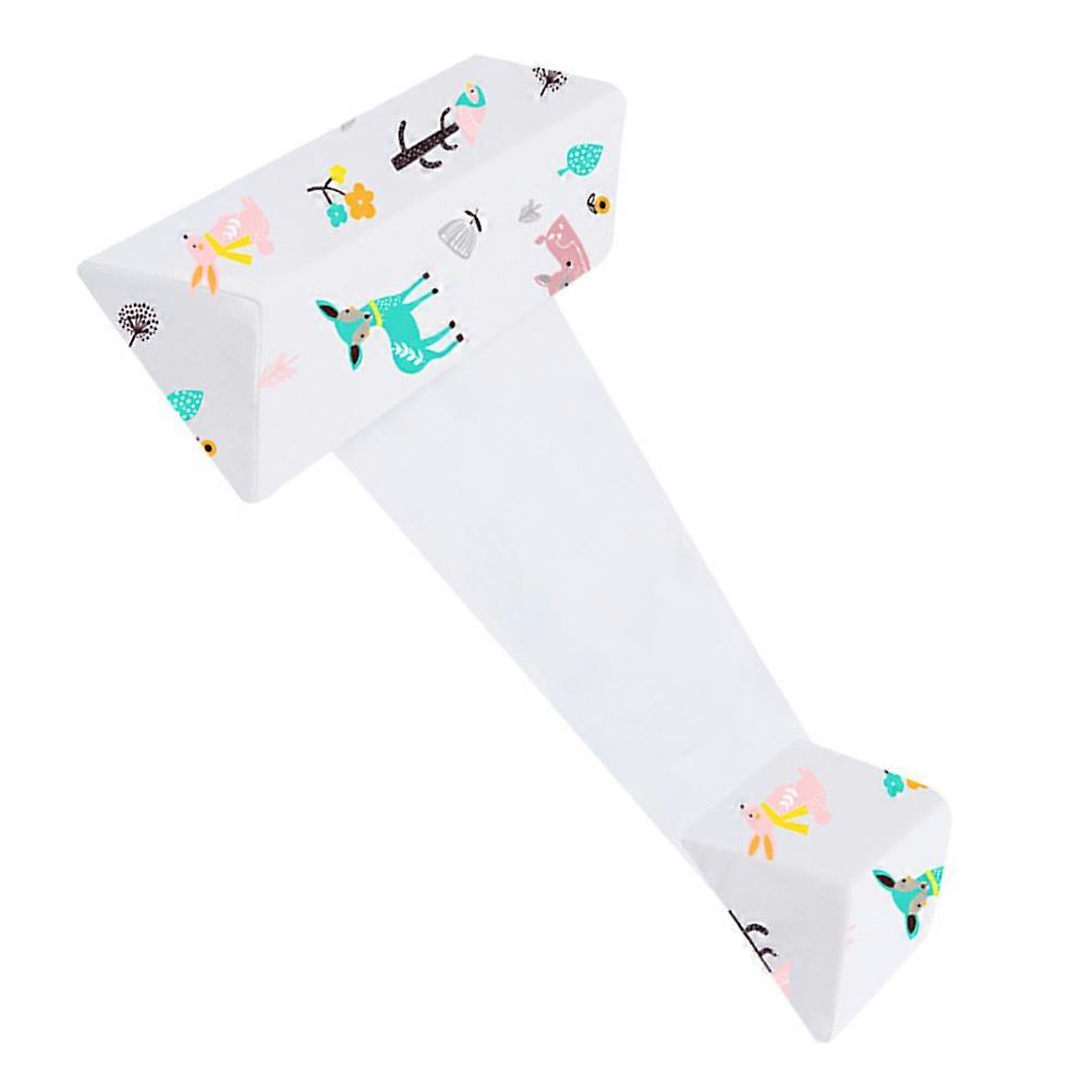 White Cotton Pillow Triangle Shape for Reduce Vomiting and Increase Comfort 1Pcs