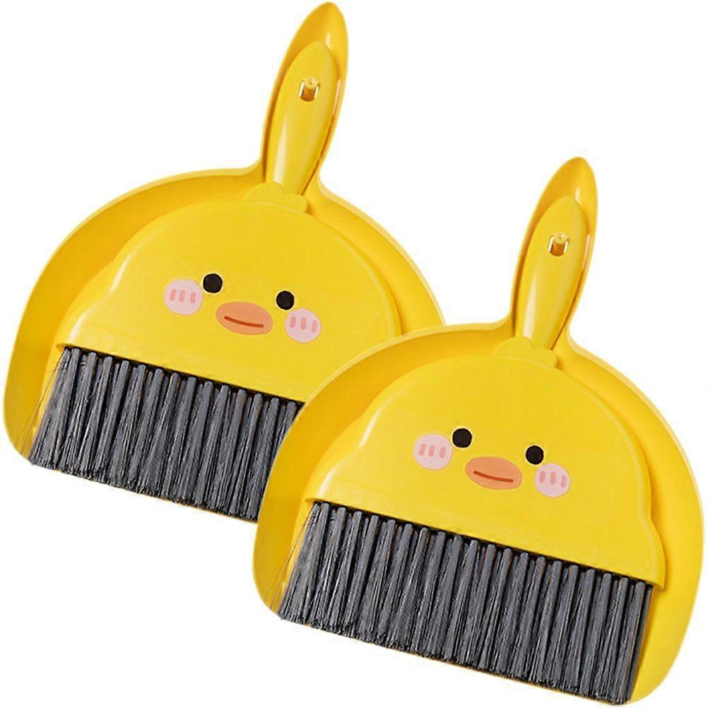 2 Sets Desktop Mini Broom and Dustpan Desktop Cleaning Tool Students Mini Brooms and Dustpans