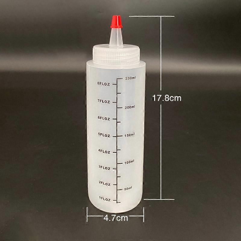 Plastic Needle-nosed Scale Squeeze Bottle for Kitchen Use
