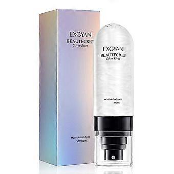 90 ml make-up fixatiespray voor langdurige hold en een hydraterende, stralende finish.