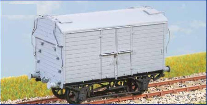 Parkside PC85 GWR 6T Insulated Van X7 - OO plastic kit OO (1/76) Plastic Unpainted Parkside Scale model