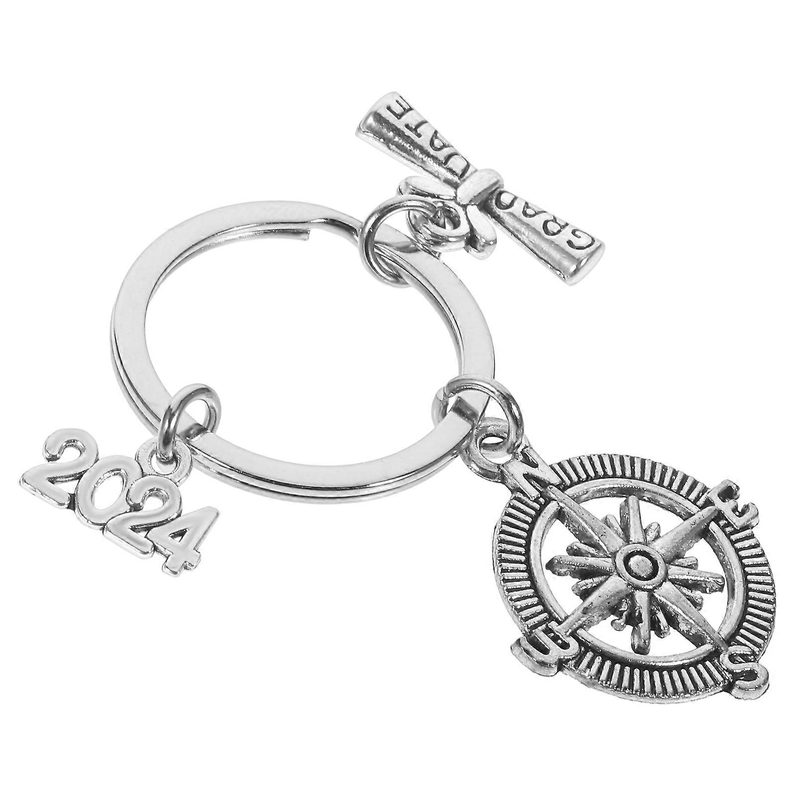 Durable Alloy Graduation Key Chain with Silver Color for Decoration Use and Bag Accessories 2024