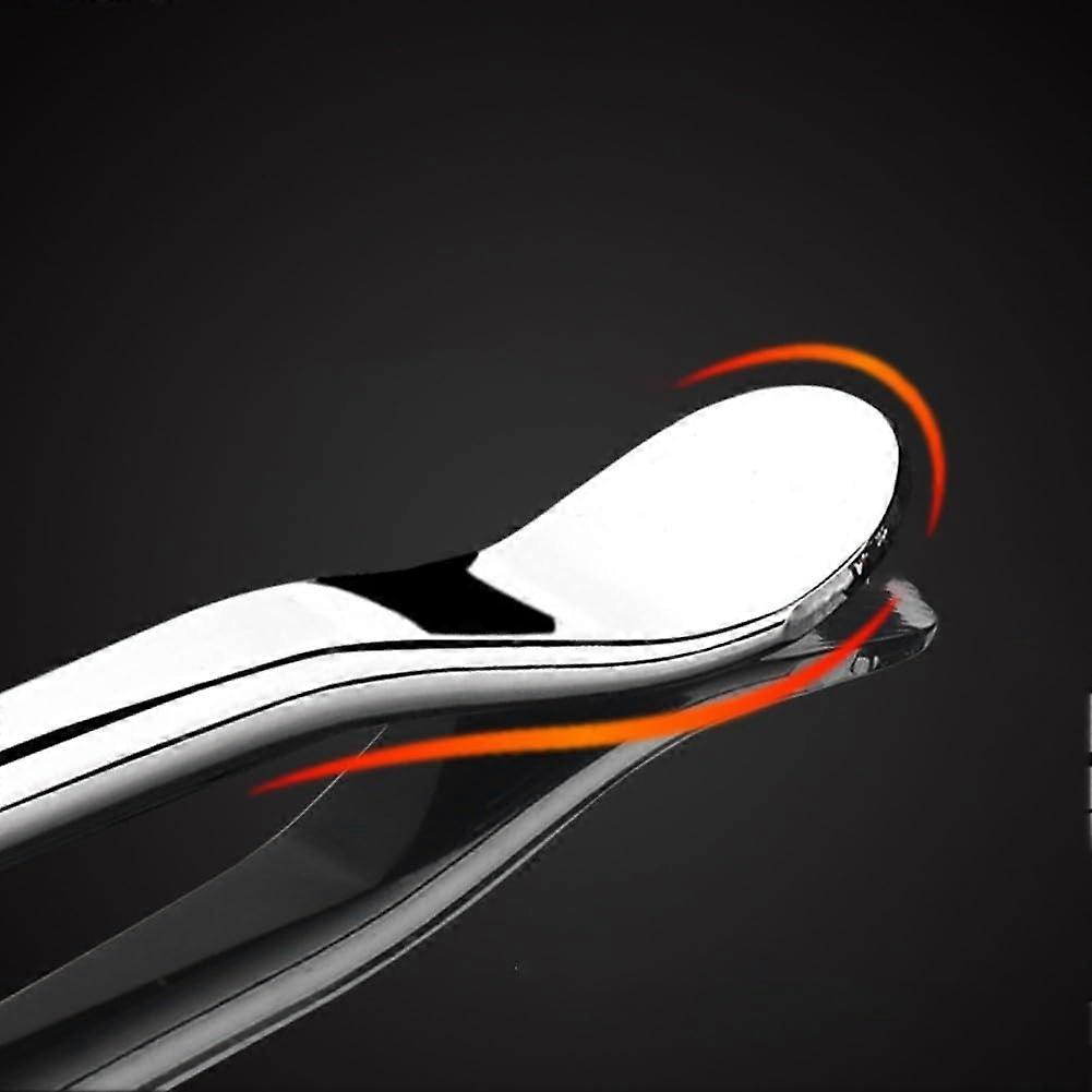 The innovative design of the tire lift ensures easy handling for safe tire changes (31.8 cm).