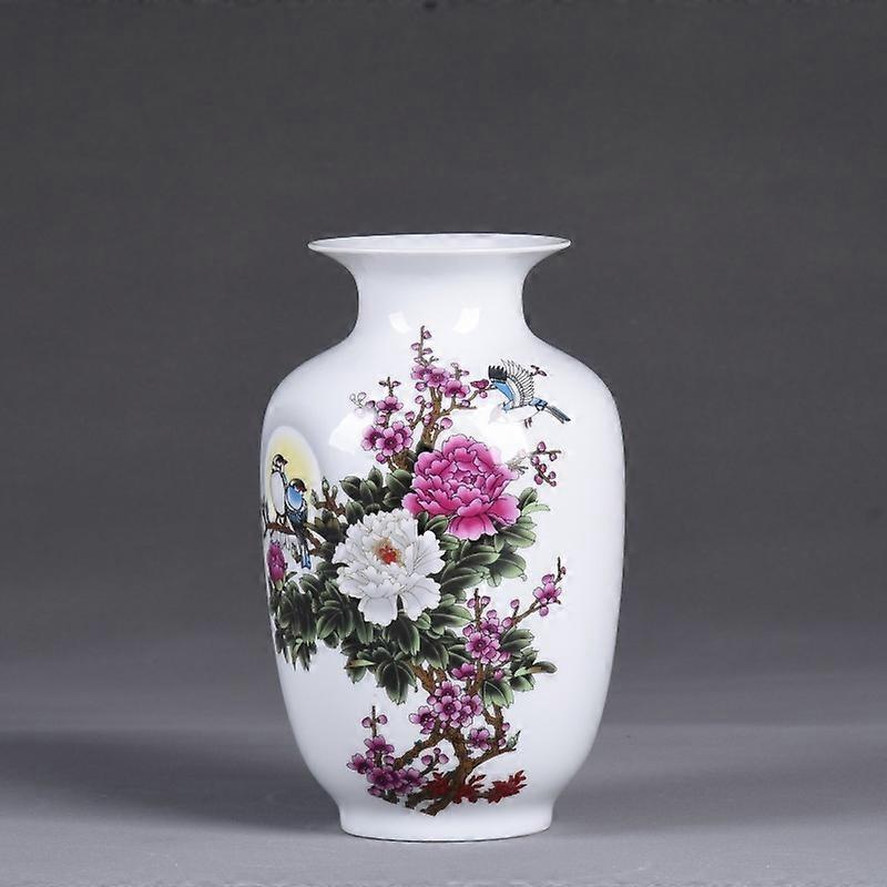 Traditional-Meets-Modern Ceramic Flower Vase