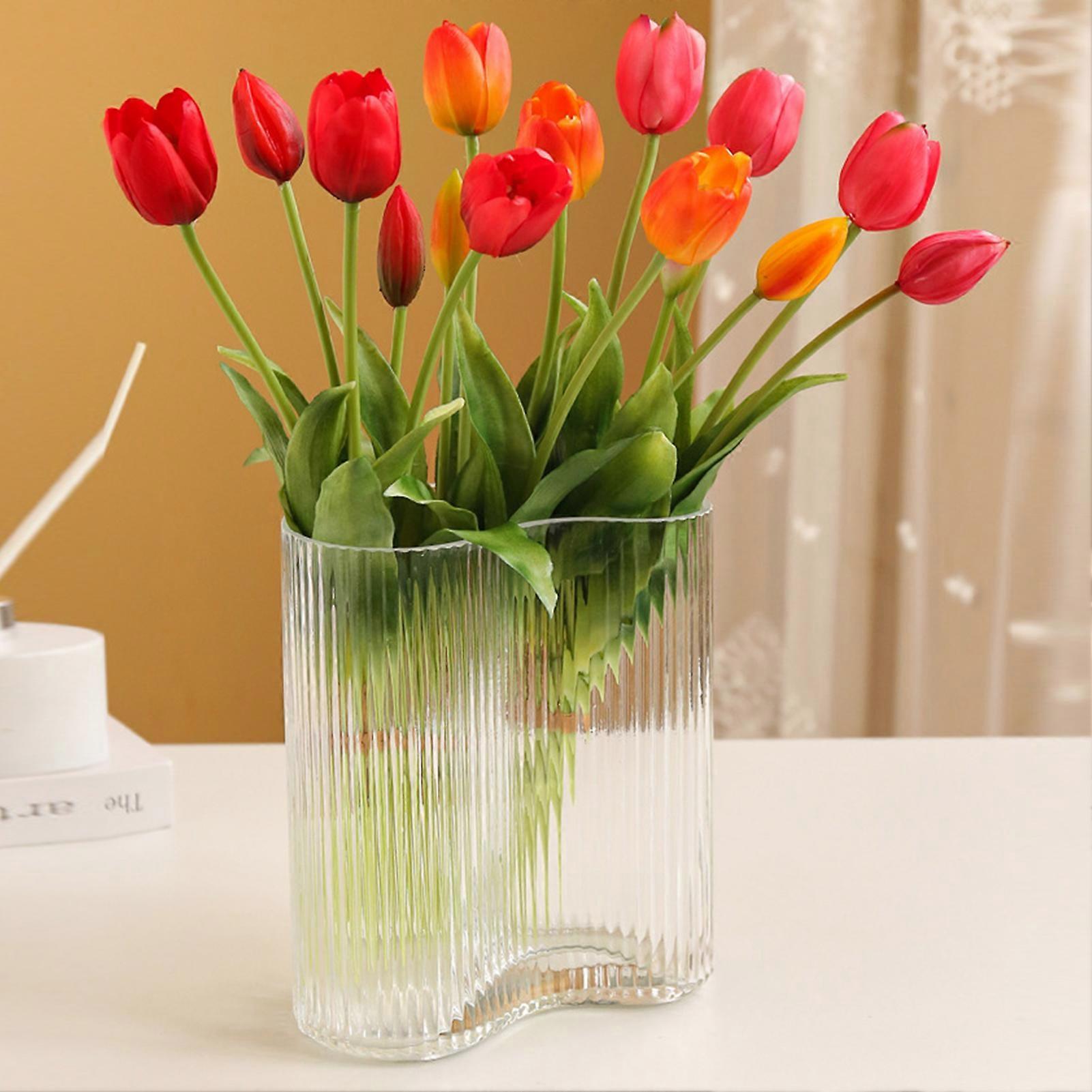Hesroicy Fake Flower No Watering Vibrant Colorfast PE Hands Feeling Fine Workmanship Shooting Props Non-fading 5 Tulips Simulation Flower for Home