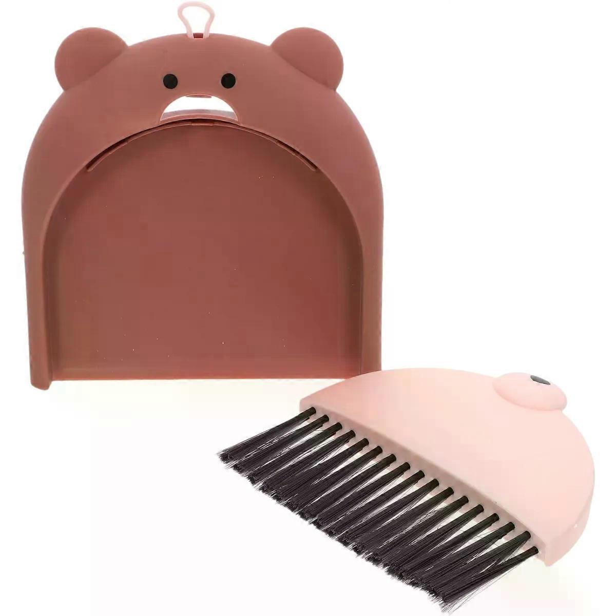 Mini Dustpan and Brush Set Bear Shape Plastic Xmas Cleanup