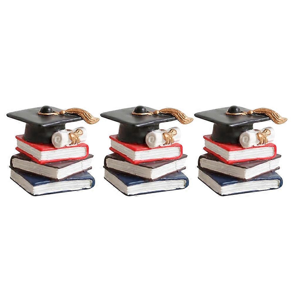 Distinctive Cake Toppers, Combine Book and Cap Ornaments for Memorable Occasions