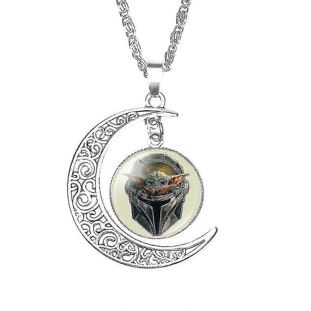 Plusieurs styles conviennent pour bébé Yoda Crescent Pendentif Collier