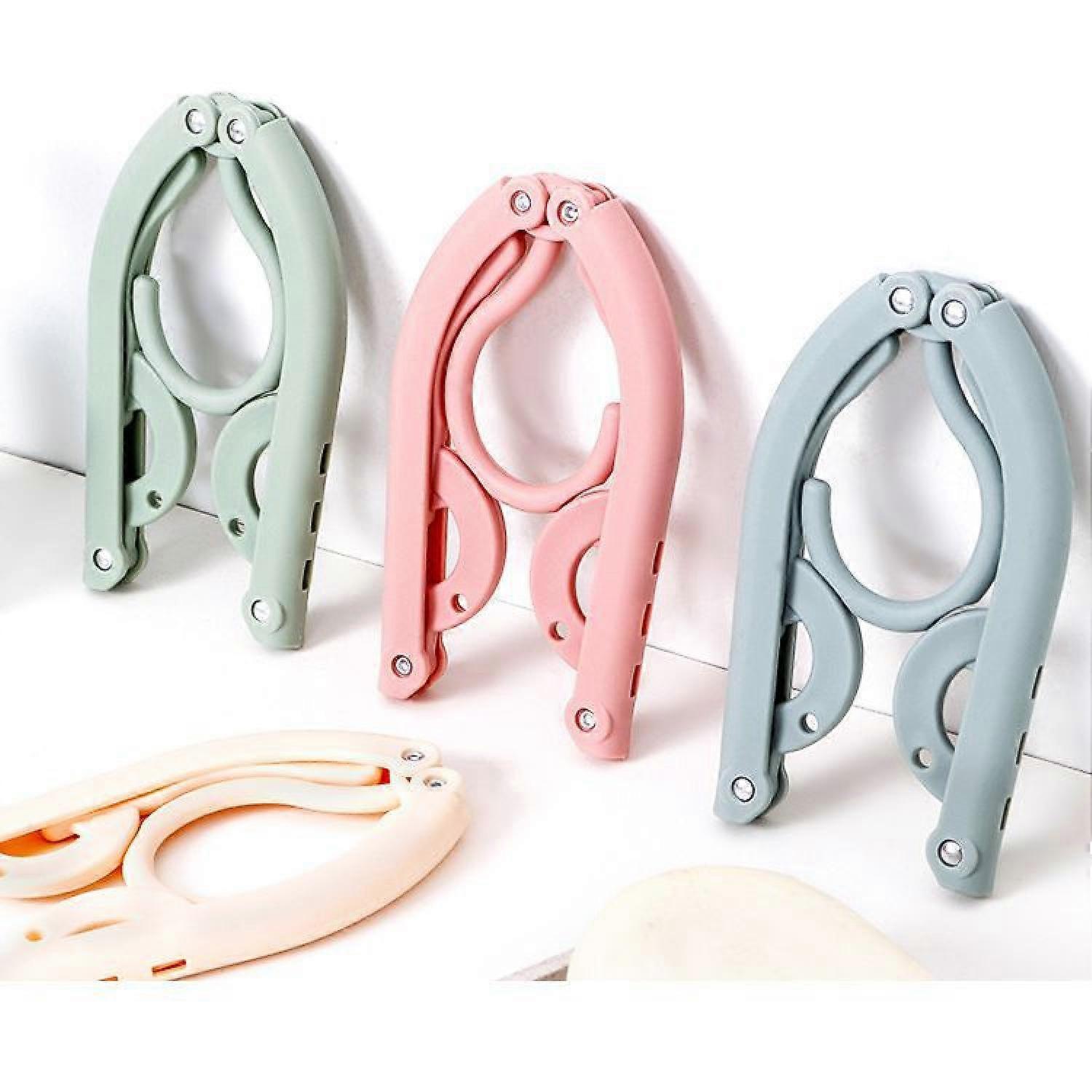 Pack of 5 foldable clothes hangers