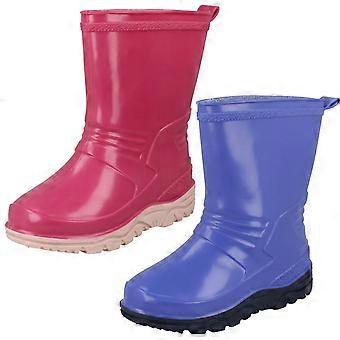 Mädchen-Spot auf Gummistiefel