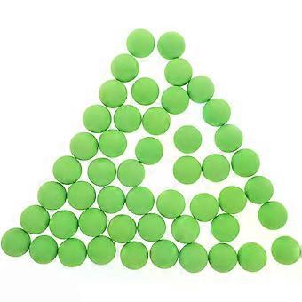 50 palline di schiuma verde, morbide e rotonde, ideali per giochi di lancio, attività all'aperto, per rafforzare i muscoli e per stimolare la creatività.