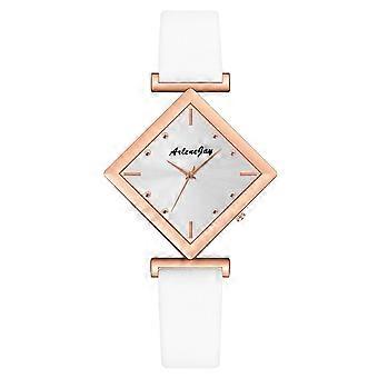 Slanke minimalistische mode met riem wijzerplaat vrouwen quartz horloge cadeau horloge