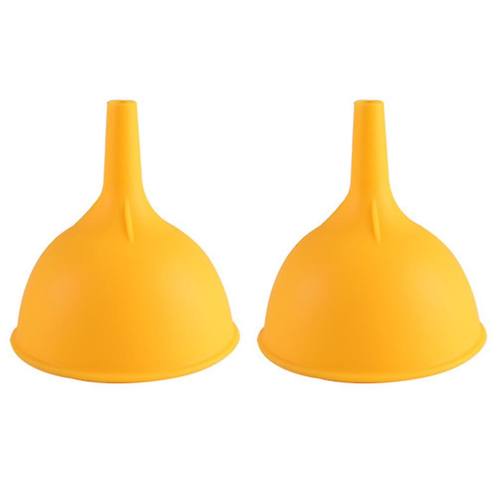 2 Keittiö Kotitalouksien soijakastike Nestemäinen integroitu suppilo Pitkäkaulainen suppilo