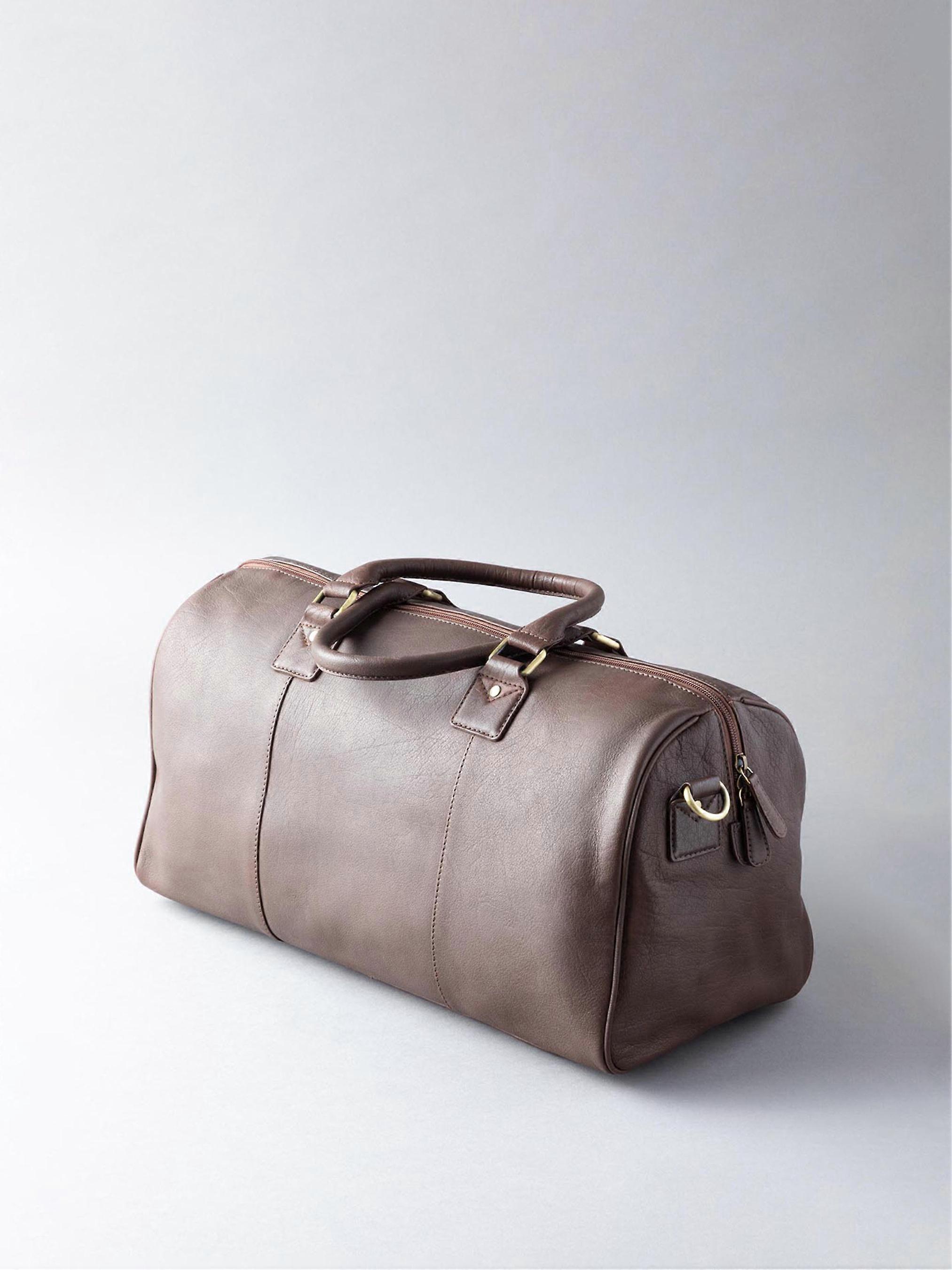 Discoverer Medium Leather Holdall in Brown