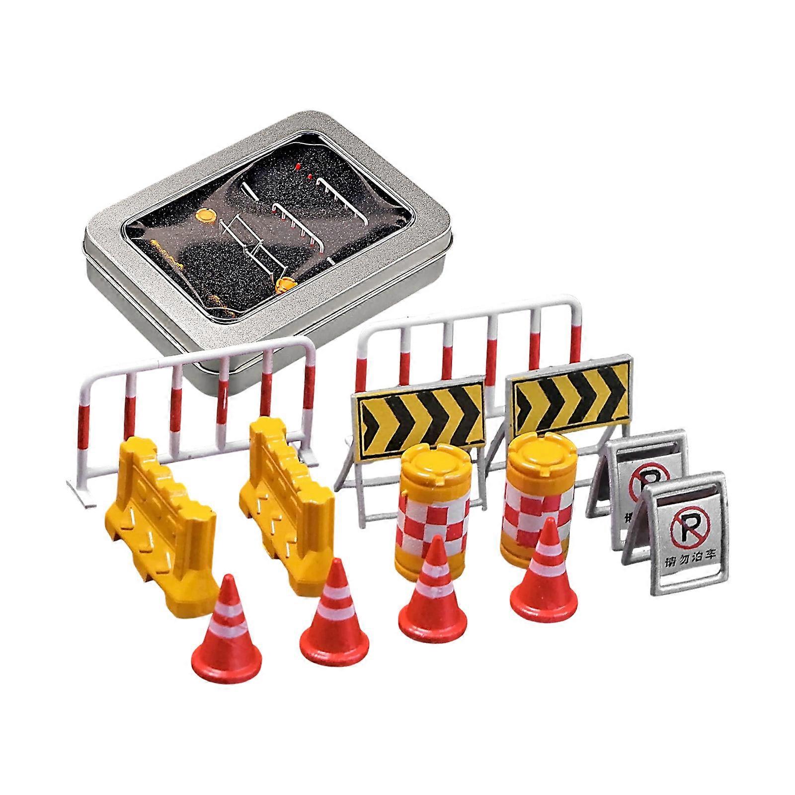 1/64 Miniature Road Barriers Set with High Visibility Color Roadblocks Model Figure for Scene Setting Craft Model Project Multicolor