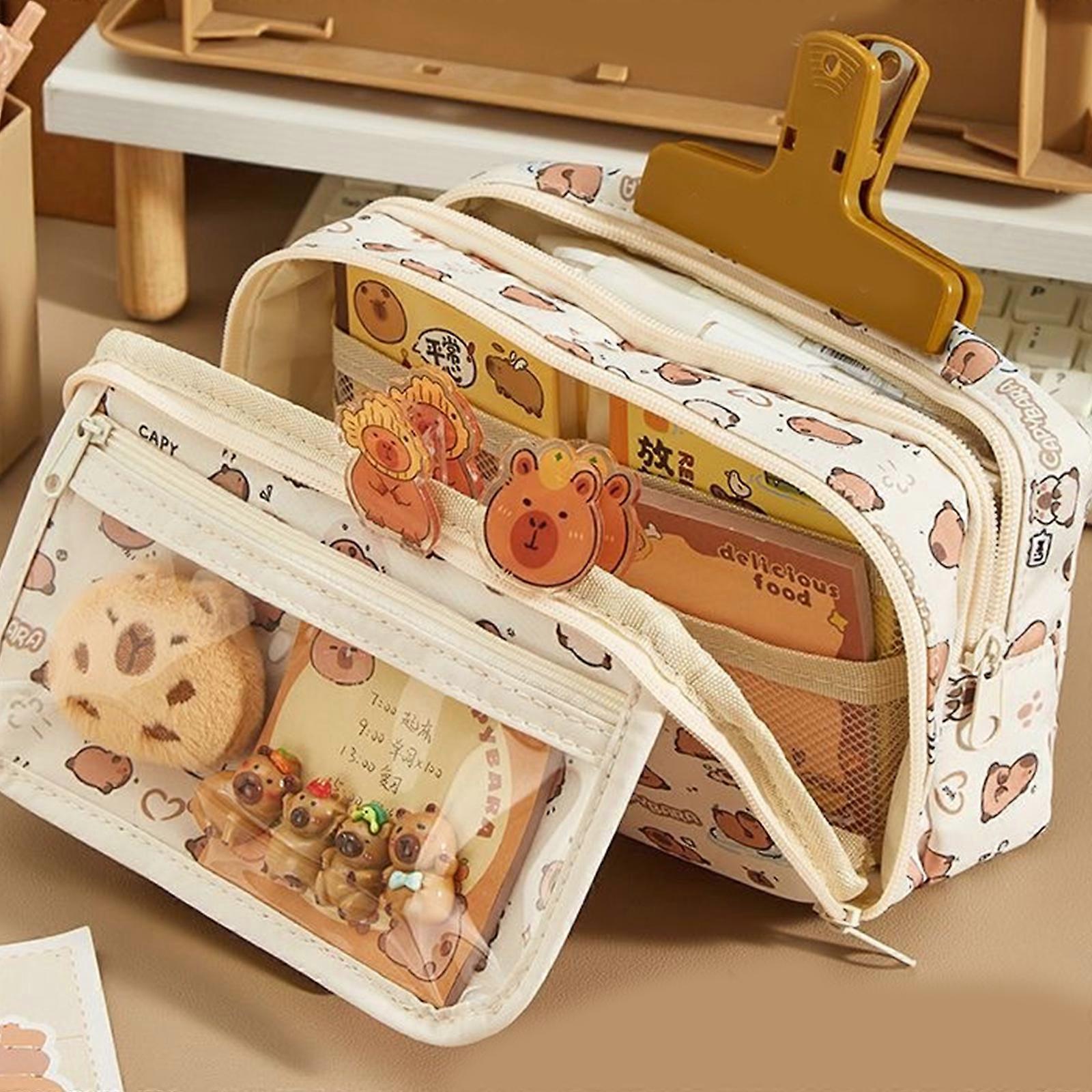 רב שכבתי עיפרון מקרה קריקטורה Capybara עט תיק קיבולת גדולה נרתיק עיפרון עם סיכה מדבקת עיפרון תיק לסטודנט