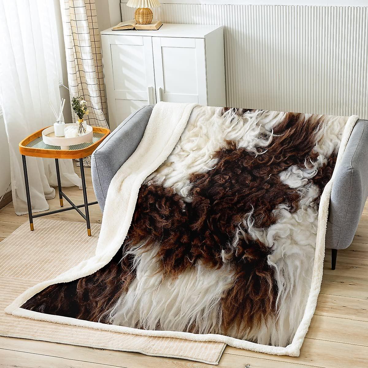 Farmhouse Animal Sherpa Blanket Sheep Sits On The Old Sofa Sherpa Fleece Throw Blanket Warm Soft Cozy Blanket Fuzzy Blanket Lightweight Plush 並行輸入 Farm Animal Plush Fleece Throw Blanket, Cow Throw Blanket, Cow