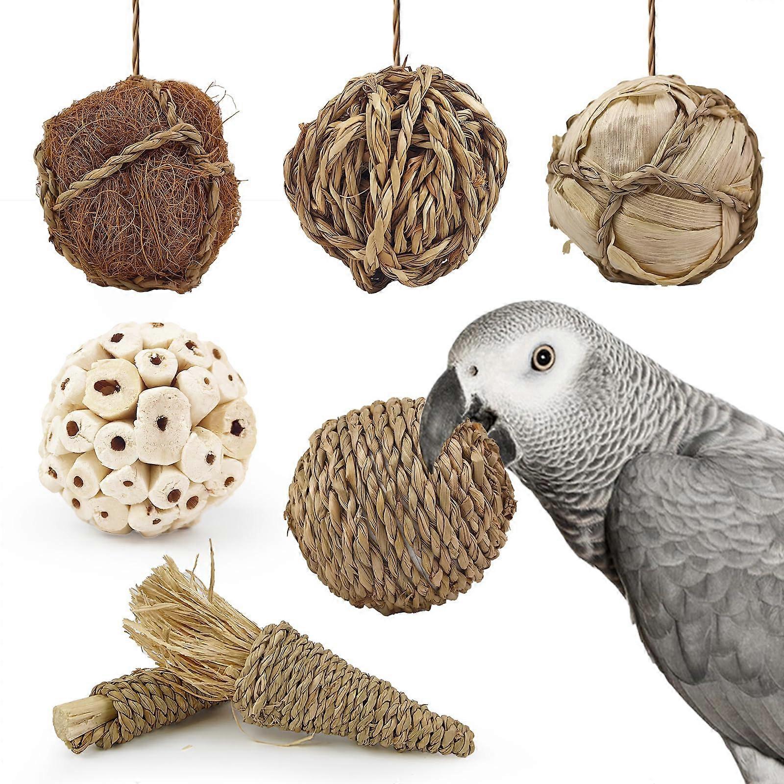 7Pcs Large Natural Chew Balls for Parrots, Soft Shredding Foraging Toys, Ideal for Bird Chewing and Play