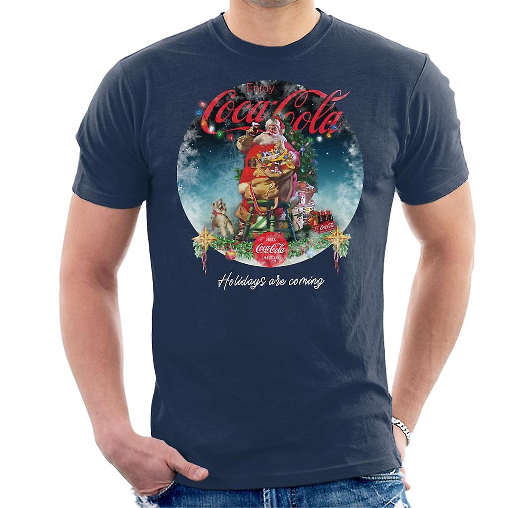 Coca Cola Santa At The Christmas Tree Men's T-Shirt