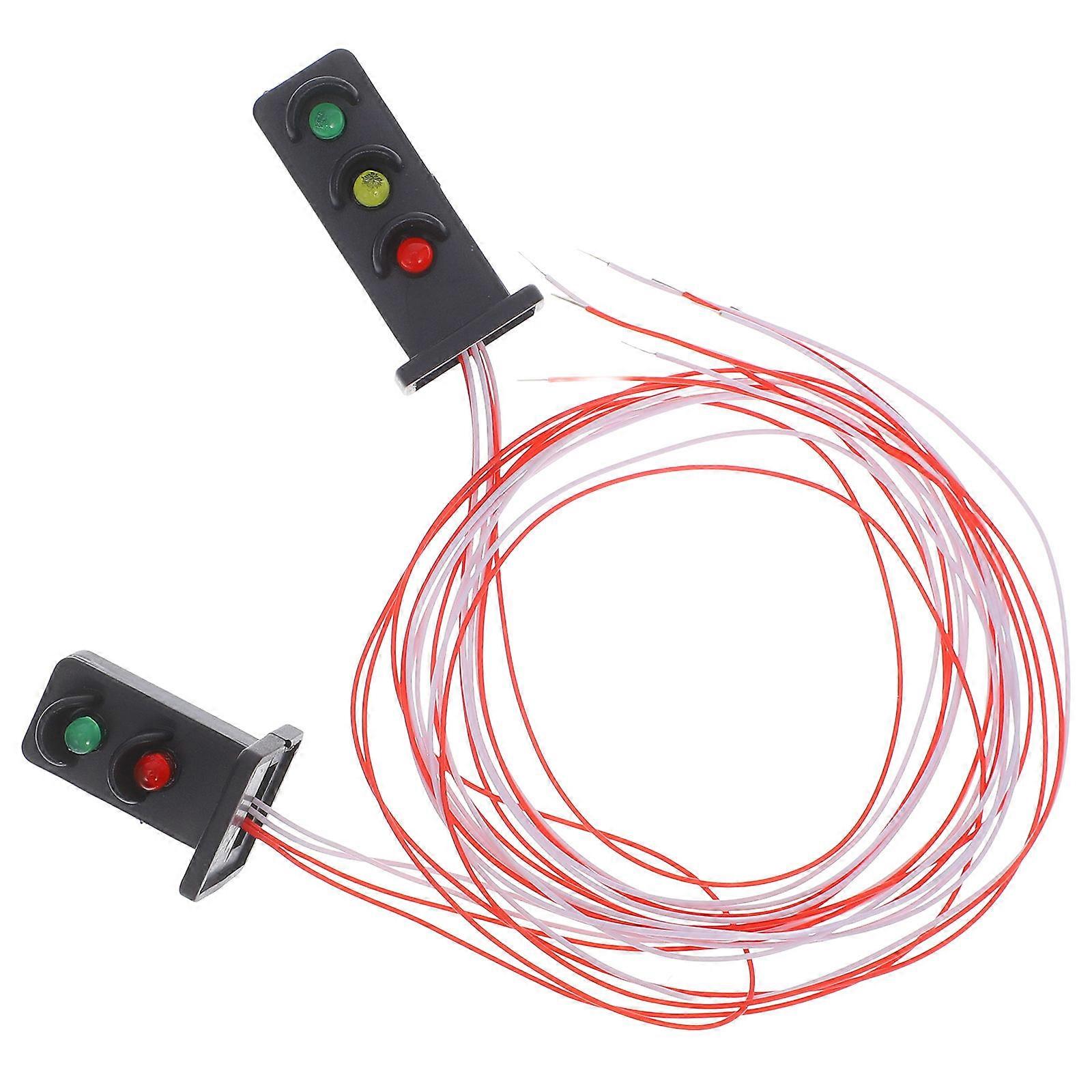 Miniature Traffic Light Model for Decoration Use 2Pcs Railroad Scene Decor
