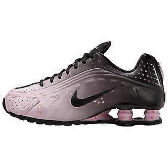 Nike Shox R4 Lave løpesko for kvinner, svart/rosa IB8872-600
