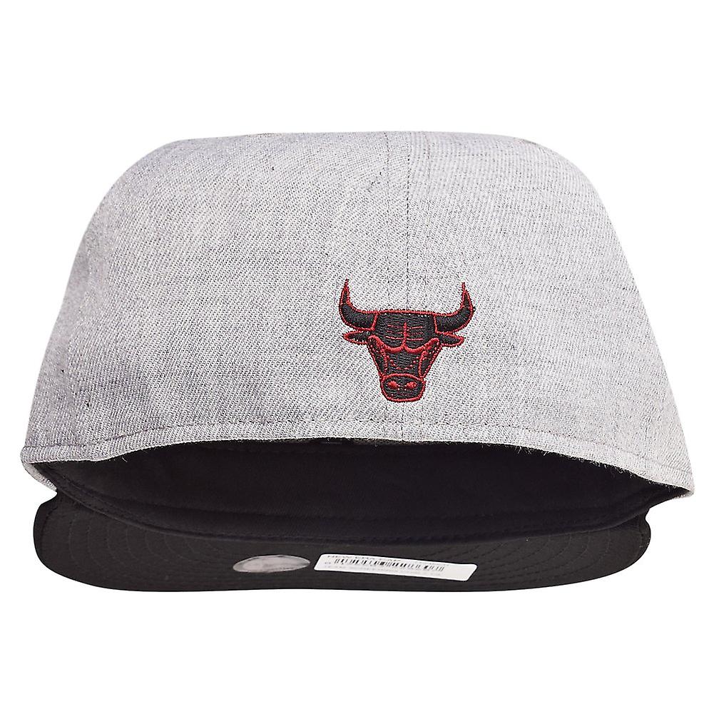 New Era 59Fifty Chicago Bulls Navy – Cappellino Fitted Con Visiera Piatta, 100% Lana, Side Patch Champions