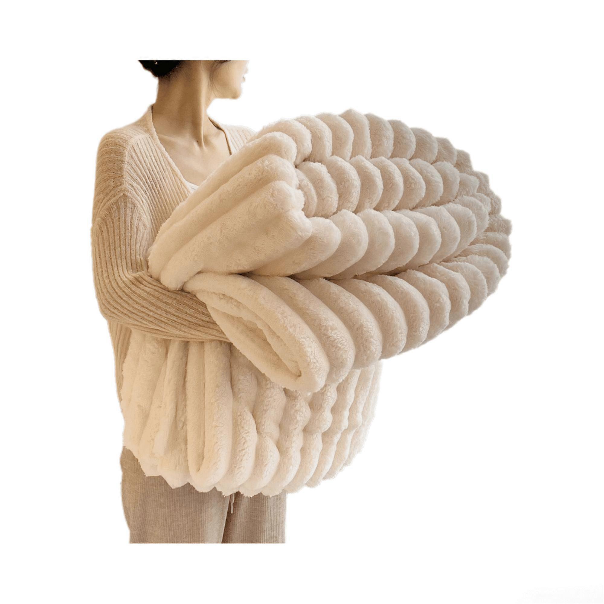 Rabbit Plush Nap Blanket, Office Milk Fleece Nap Blanket Warm Thickened Comfortable Sofa Throw Blanket