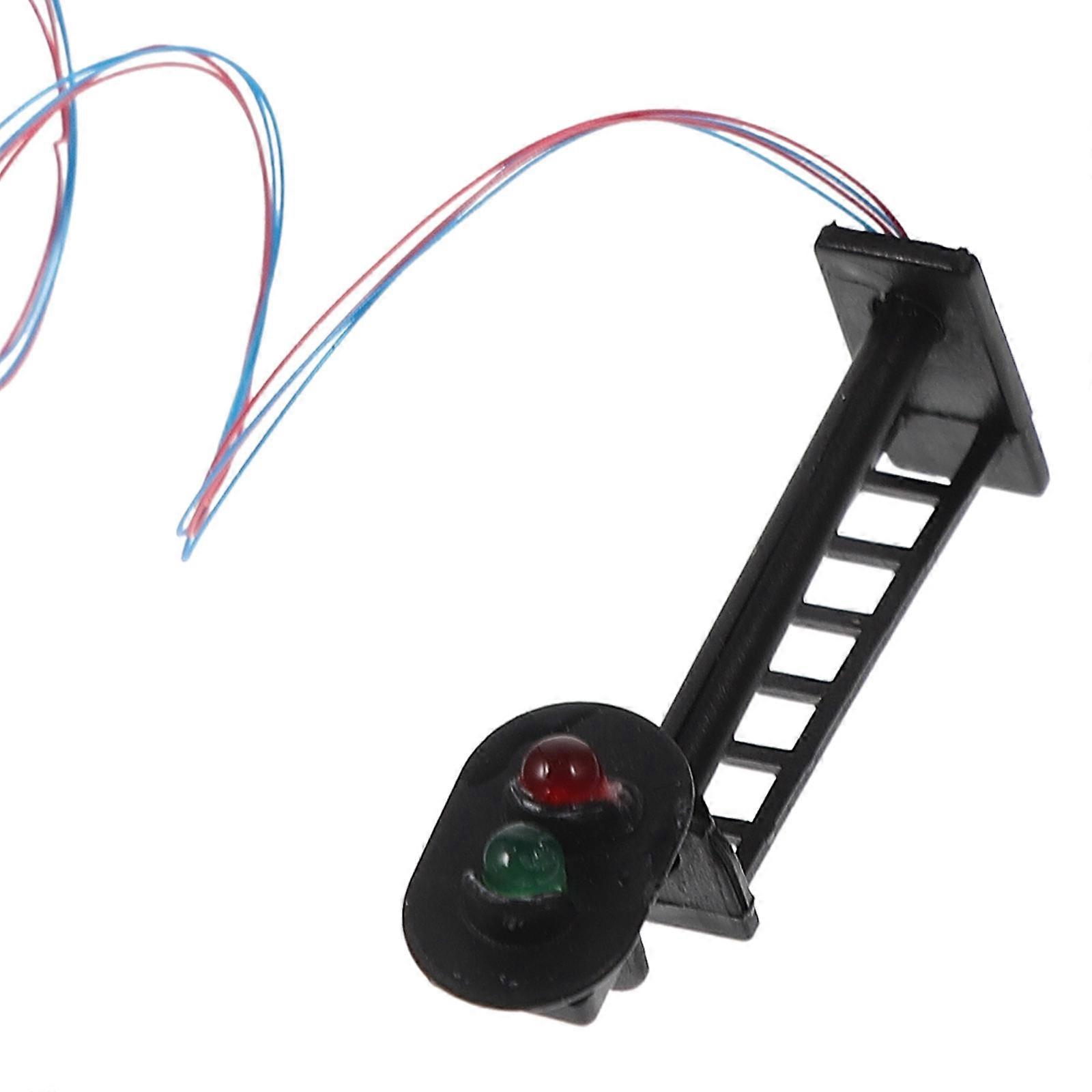 Miniature Traffic Light Model for Sand Table Layout, Realistic Design, Lightweight Material for Mini Landscape and Model Railway Scenery Decor