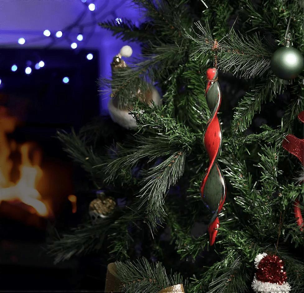 Hand-blown Twisted Glass Tree Decoration – Pink New Year Ornament