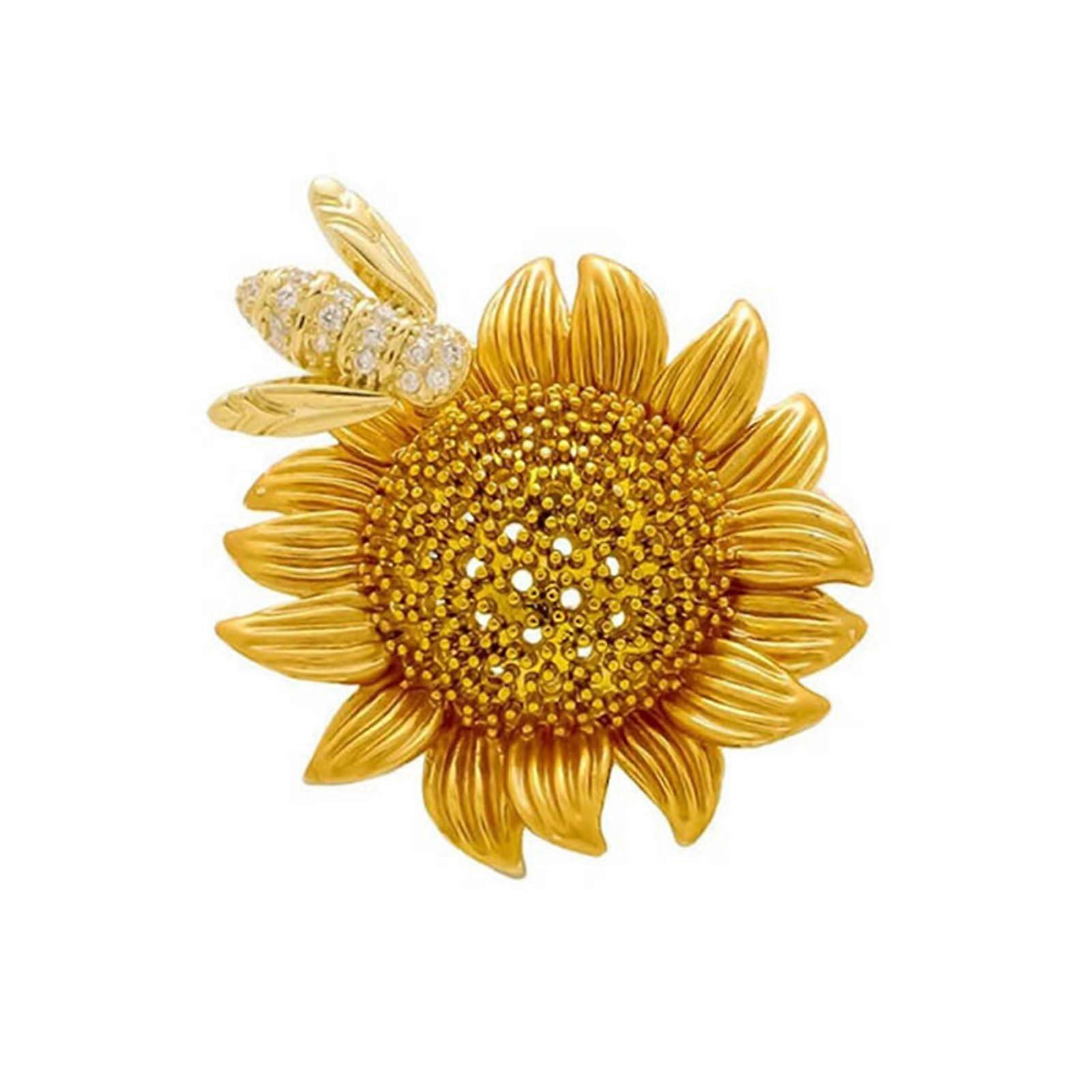 Sunflower Brooch for Women Made of Alloy with Secure Closure, Fashion Accessory for Wedding, Party and Everyday