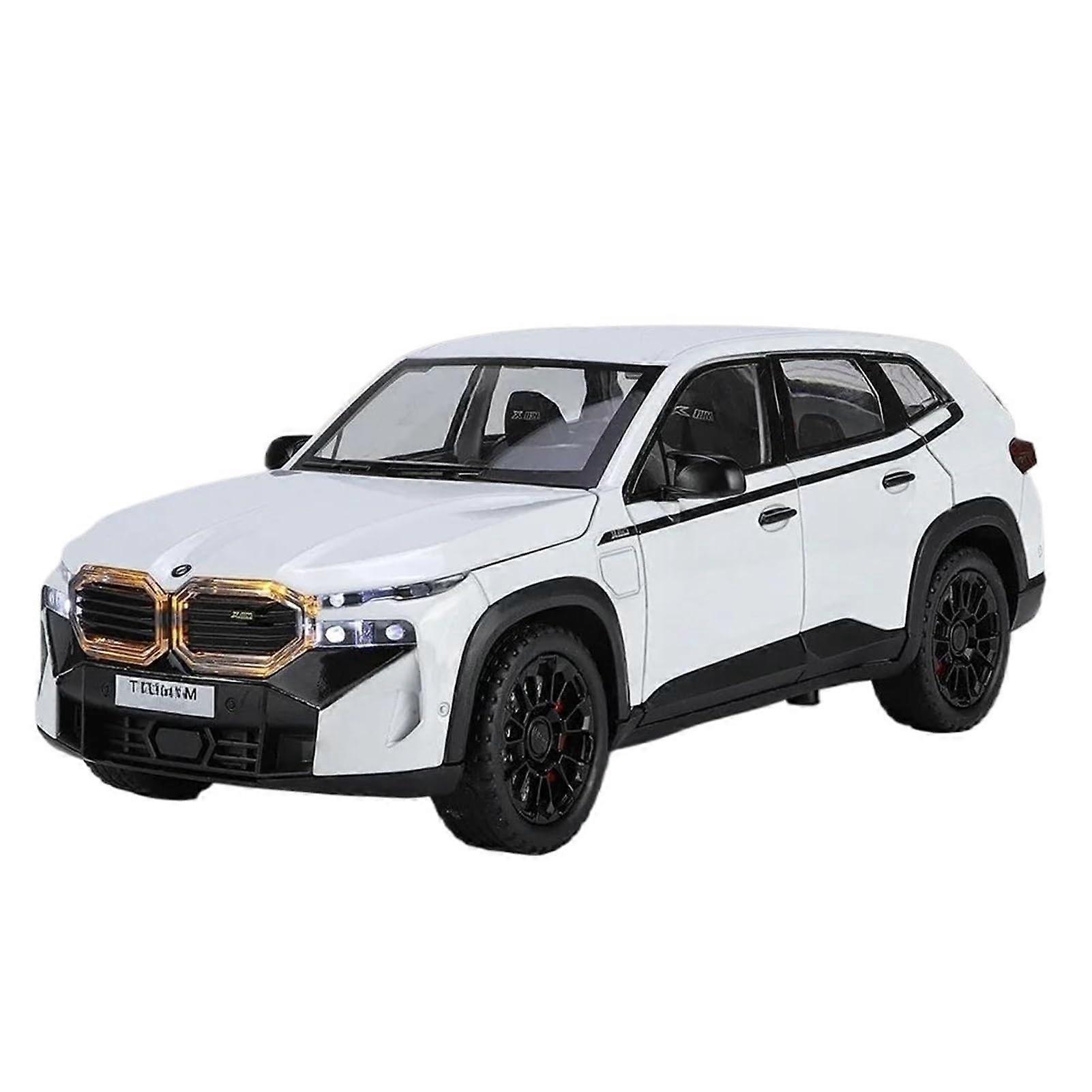 1/24 For BMW XM Alloy Car Models With Light Sound Pull Back Function SUV Vehicle Collector Metal Souvenirs (White)