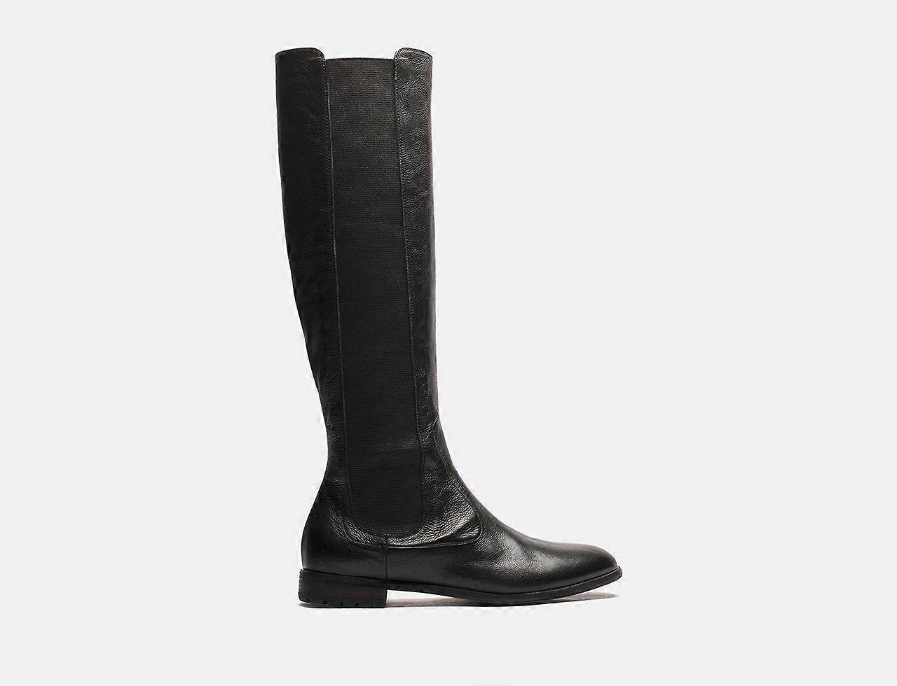 Via Della Paglia – Mindy High Calf Leather Boot with Low Heel and Side Elastic Bands