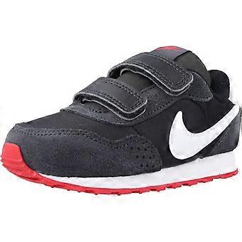 Nike Md Valiant Sneakers