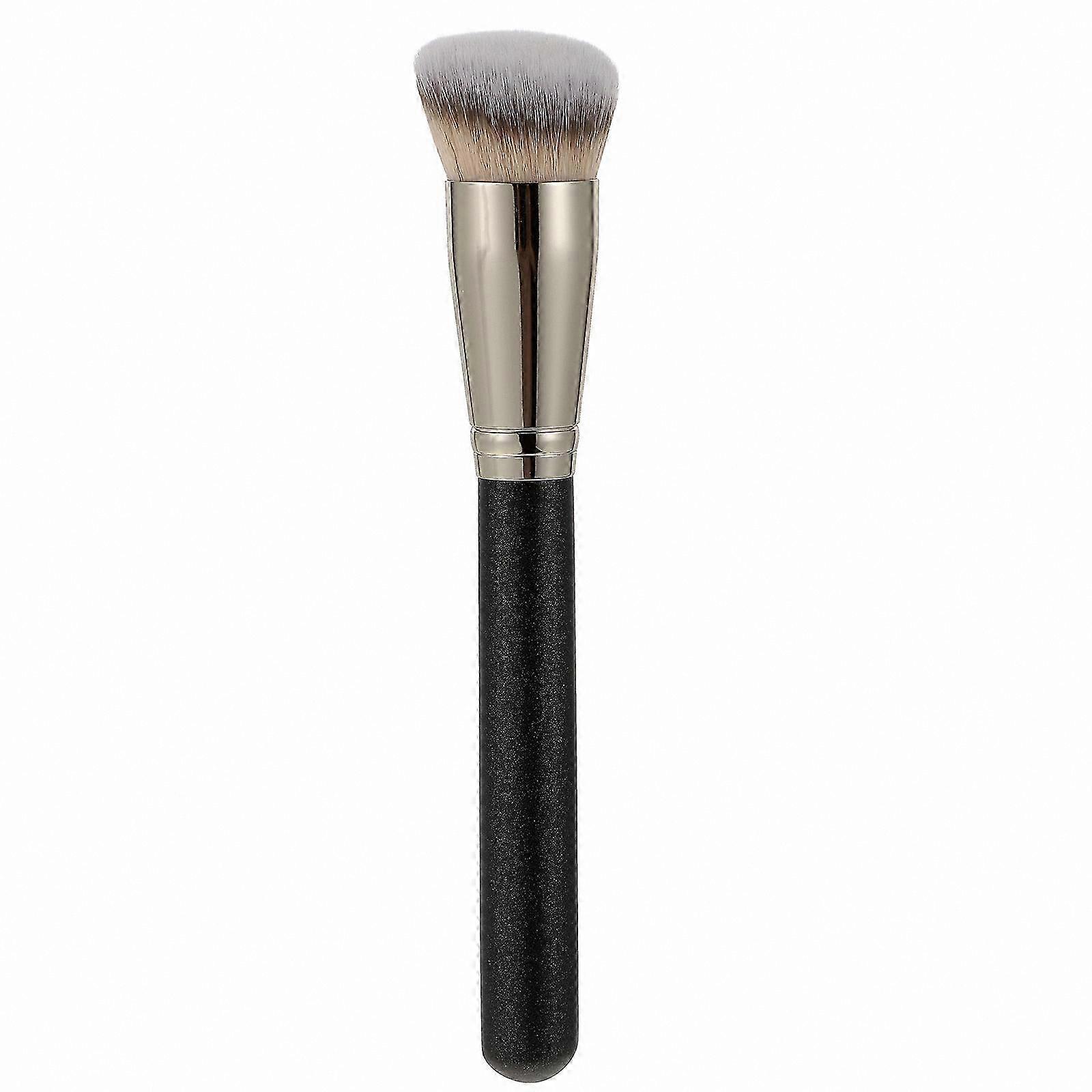 Travel-Friendly Makeup Blending Brush for Foundation Application