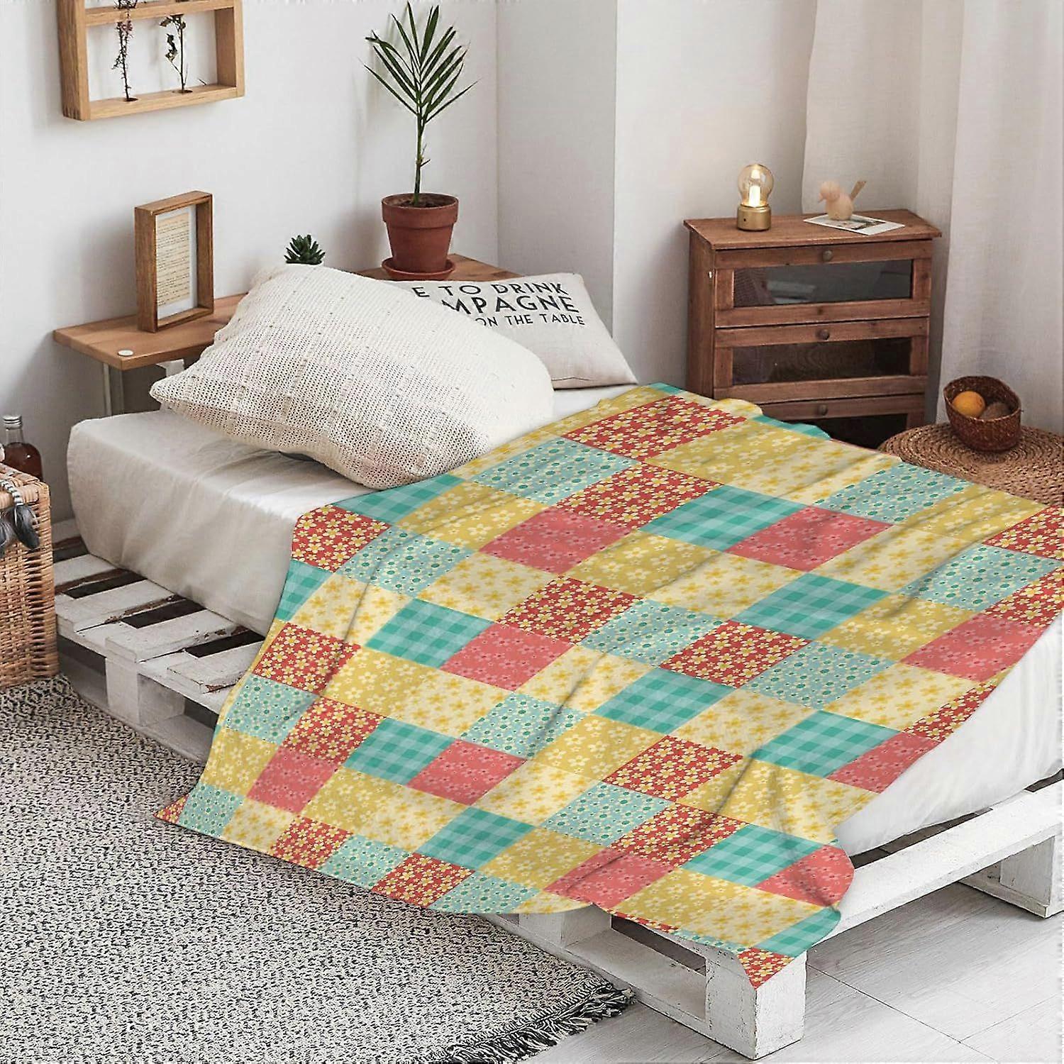 Teplé jemné pastelové barvy. Jednoduchý a jedinečný design. Uklidňující téma. Čtvercová sada. Přehoz Unusu, zimní teplý přehoz na pohovku, postel, piknikový přehoz.