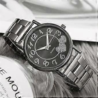 De nieuwste topmode dames mesh riemhorloge Wild Lady creatieve mode cadeau polshorloges voor mannen vrouwen
