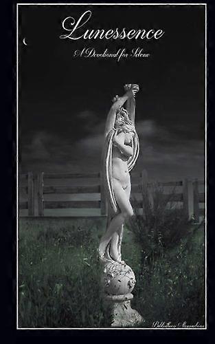 Lunessence: A Devotional for Selene