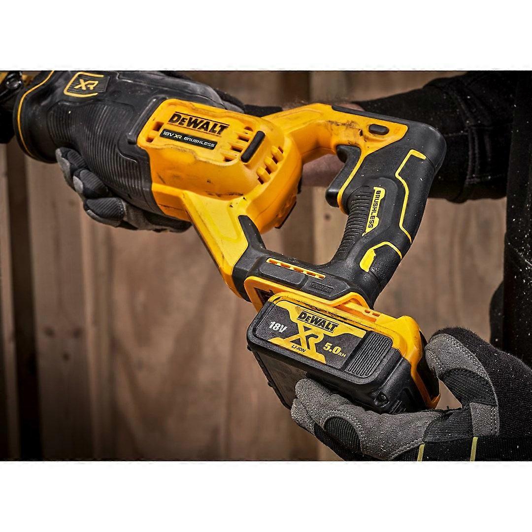 Dewalt DCS382N-XJ Säbelsäge