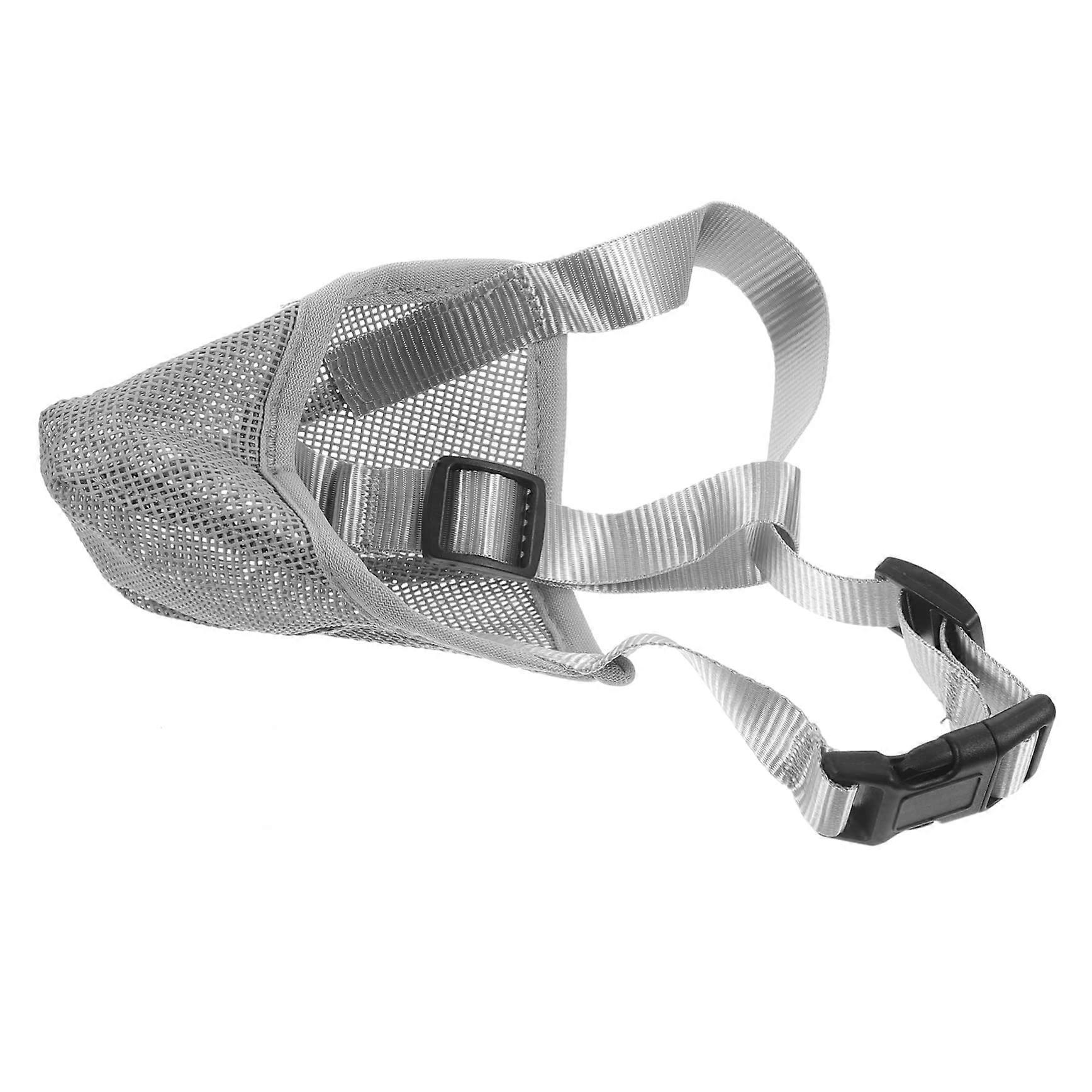 Breathable and adjustable dog muzzle for large and small dogs, biteproof, easy to clean, and durable.