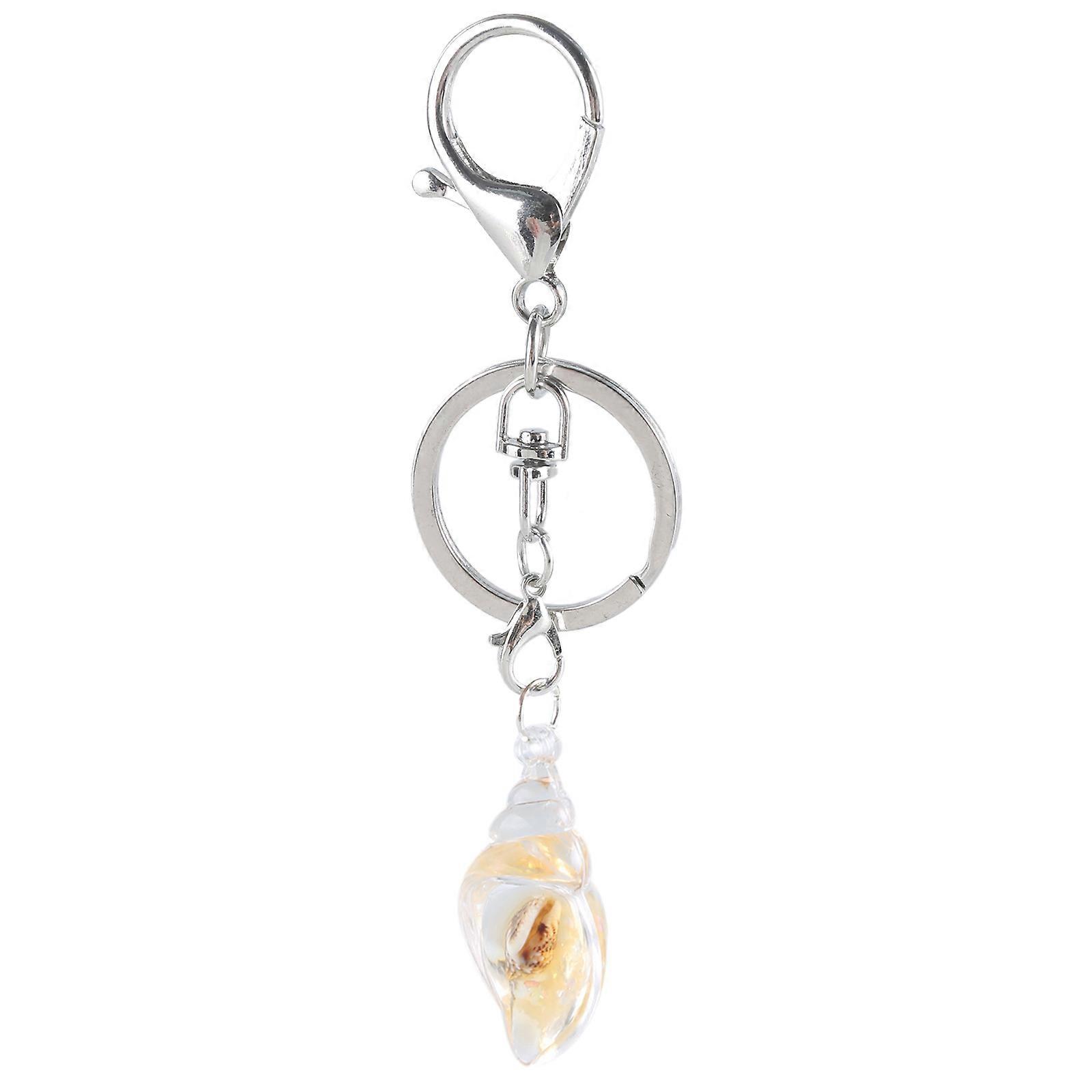 Portable Conch Keychain Accessory Unique Gifts Elegant Marine Themed Key Chain for Fashion Forward Individuals Yellow