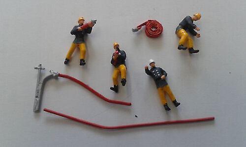 P&D Marsh PDZ41 1970/80 Fire Crew OO (1/76) Metal Painted Workers and Tradespeople [OO] Scale model